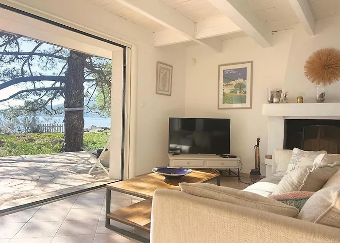 Willa Benedettu, Beachfront Porto Vecchio Lecci