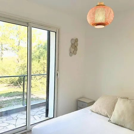Benedettu, Beachfront Porto Vecchio レクシ