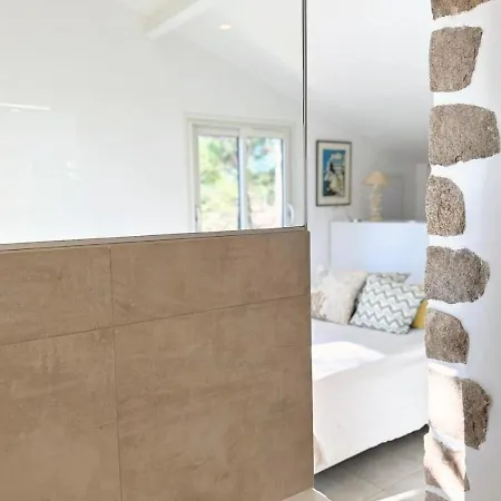 Benedettu, Beachfront Porto Vecchio レクシ