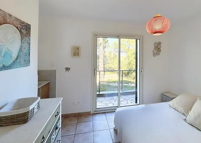 Benedettu, Beachfront Porto Vecchio Villa *